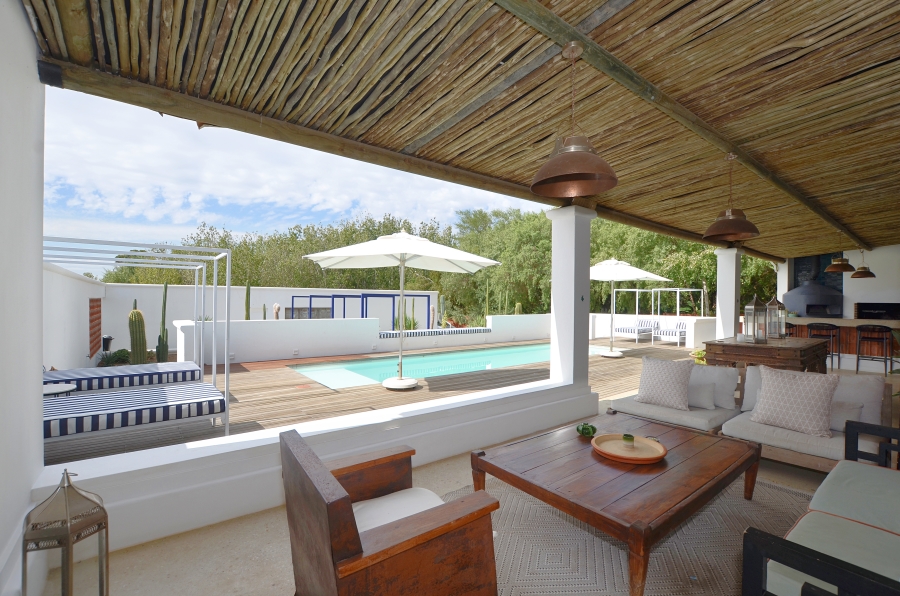 5 Bedroom Property for Sale in Riebeek Kasteel Western Cape